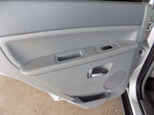 2006 Jeep Grand Cherokee Limited 4dr SUV 4WD w/ Front Side Airbags